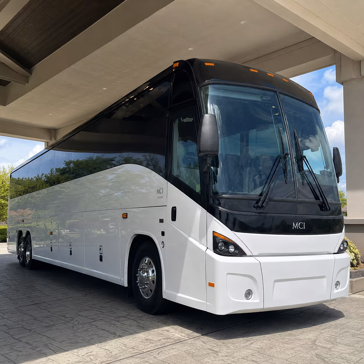 bus rental options for warren trips