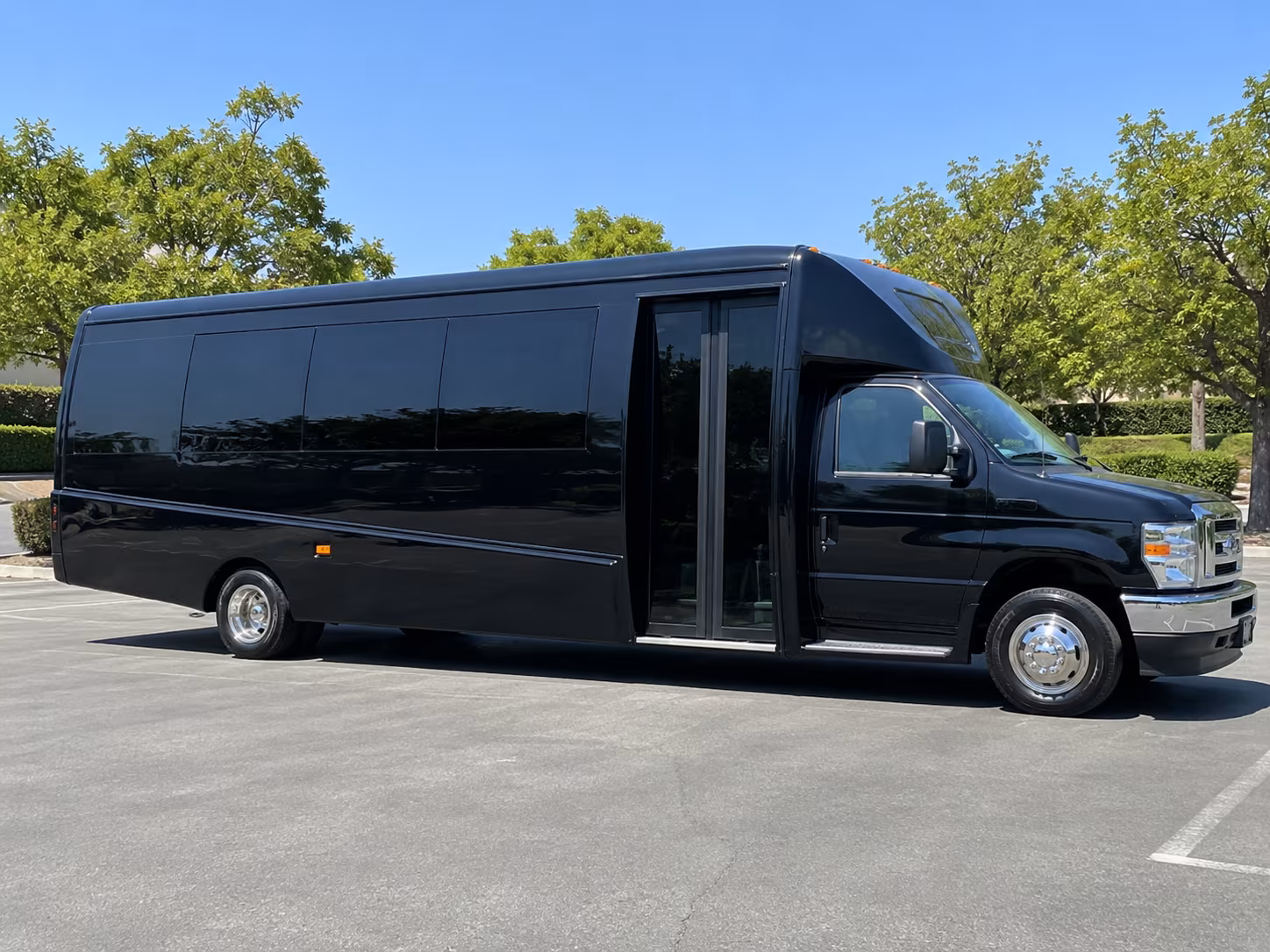 buses for warren high school career and college campus field trips