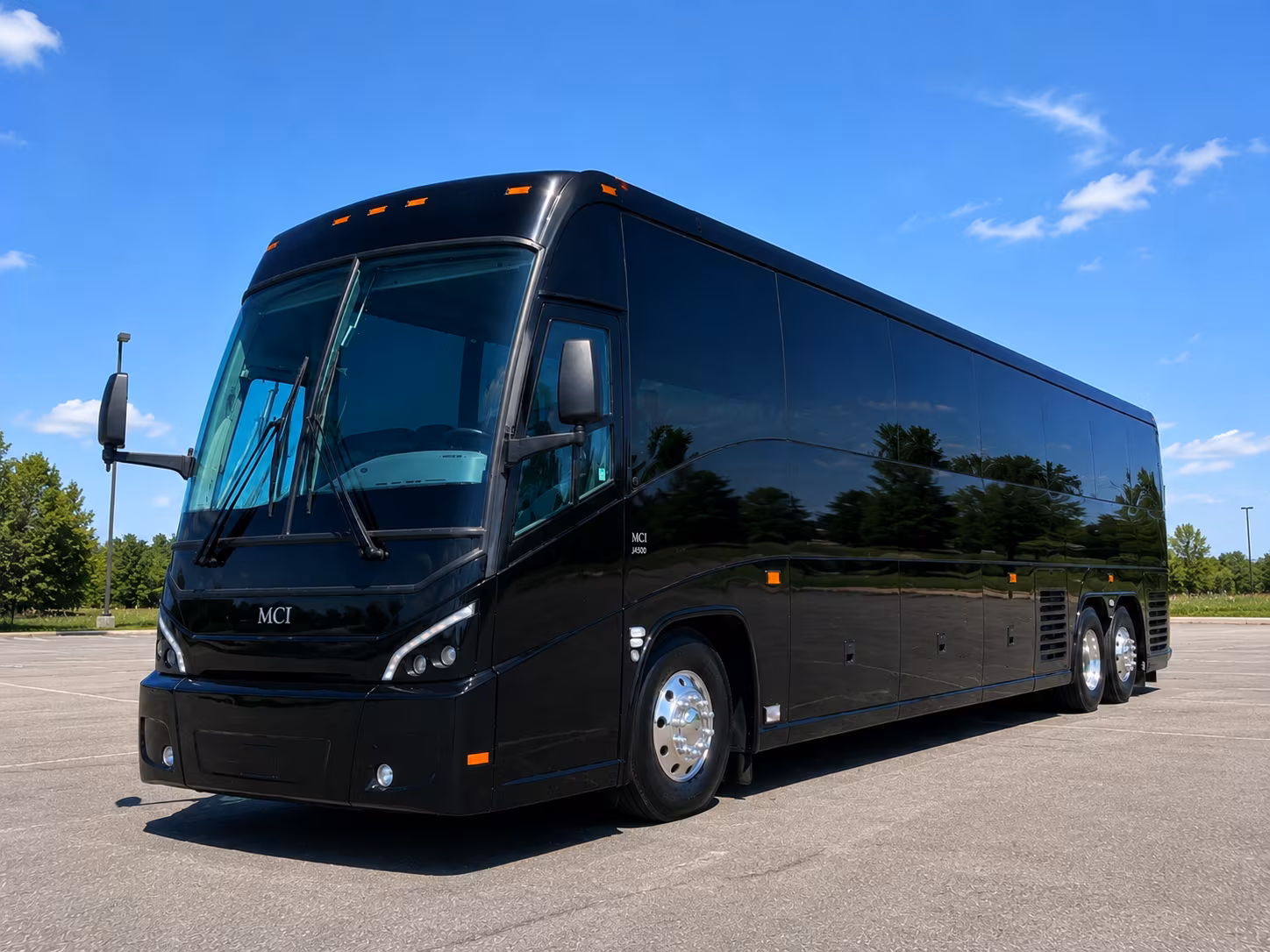 charter buses to detroit lions and tigers games from warren