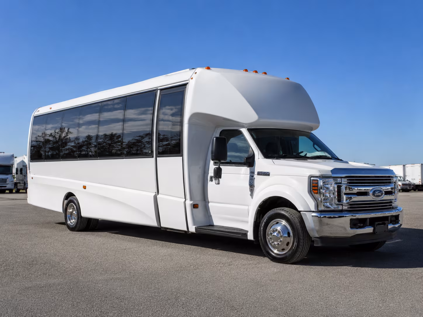 festival and outdoor event buses serving warren and metro detroit