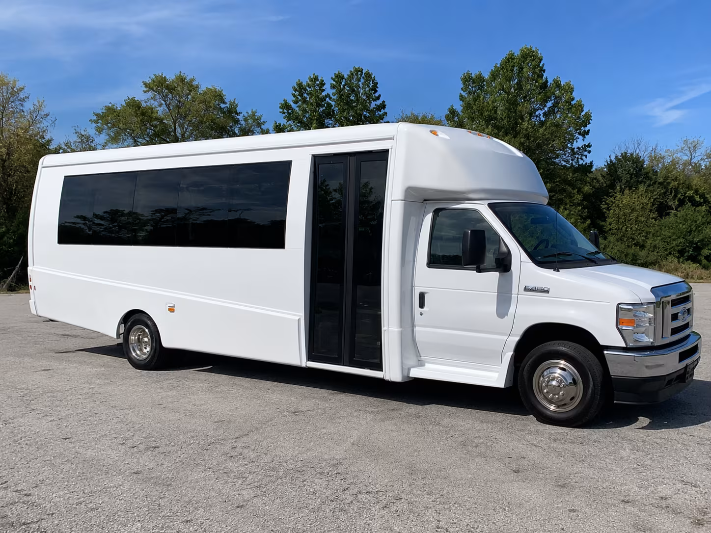 greektown casino hotel detroit entertainment district party bus rental
