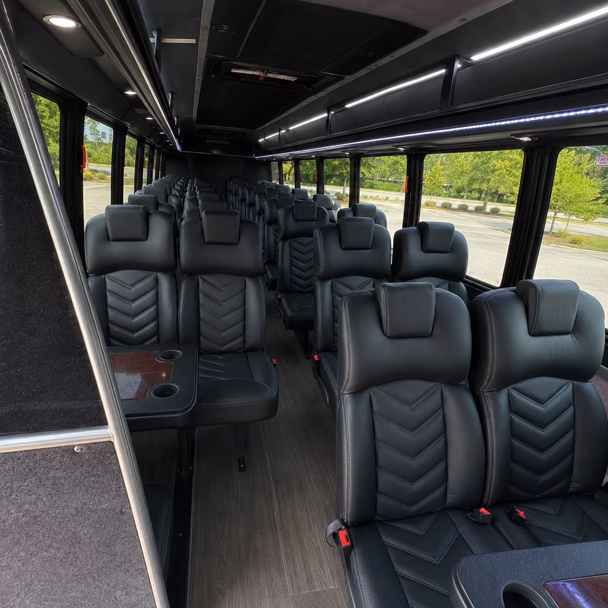 minibus rentals for warren wine festival groups