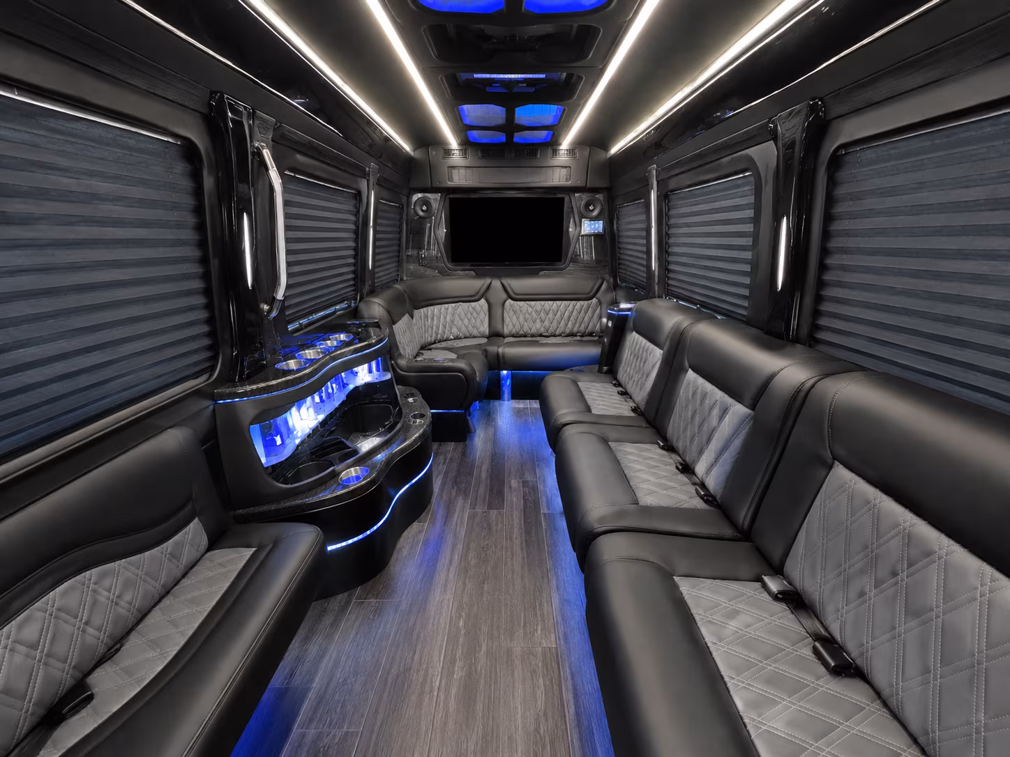 warren 40 passenger party bus
