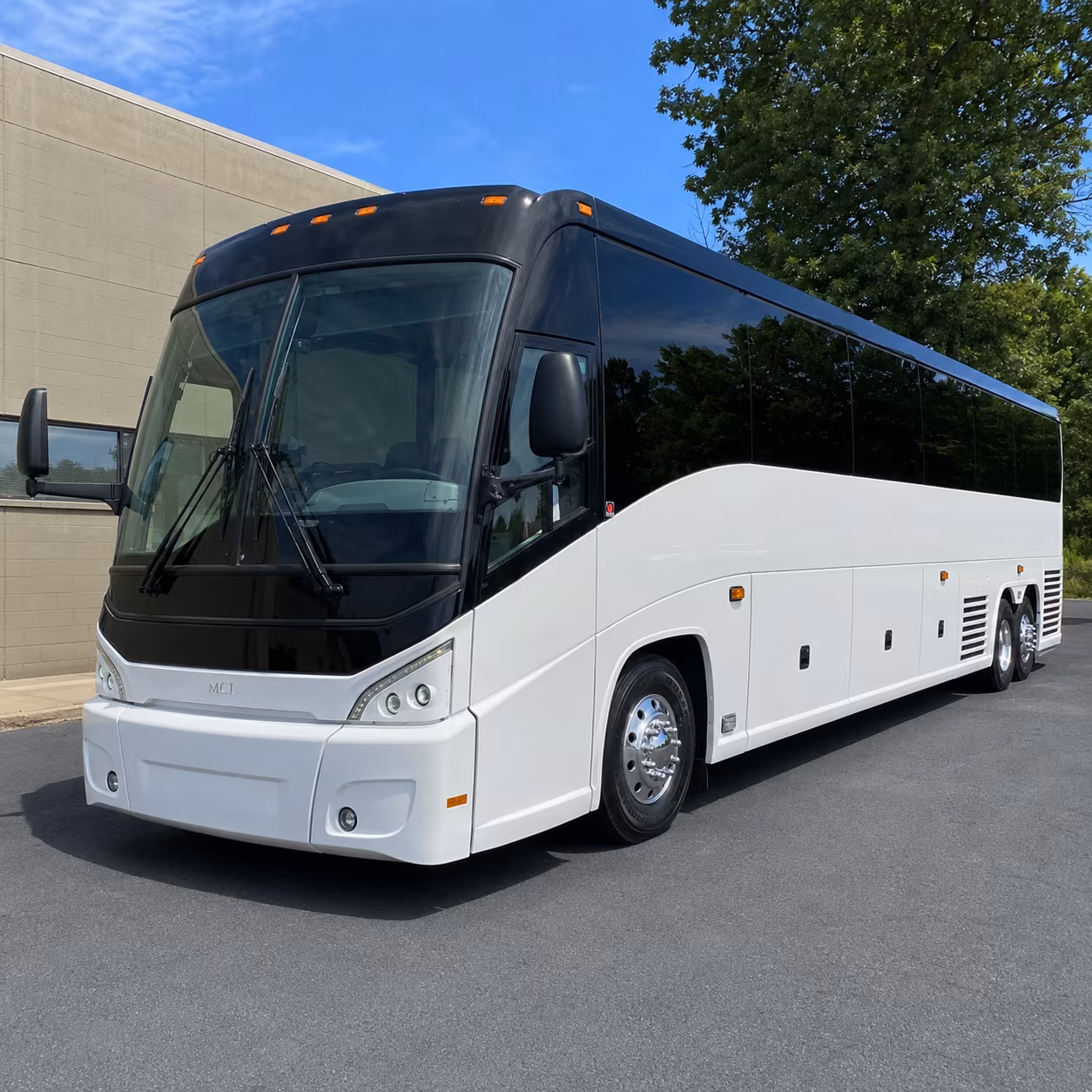 warren airport transportation for sports teams large delegations