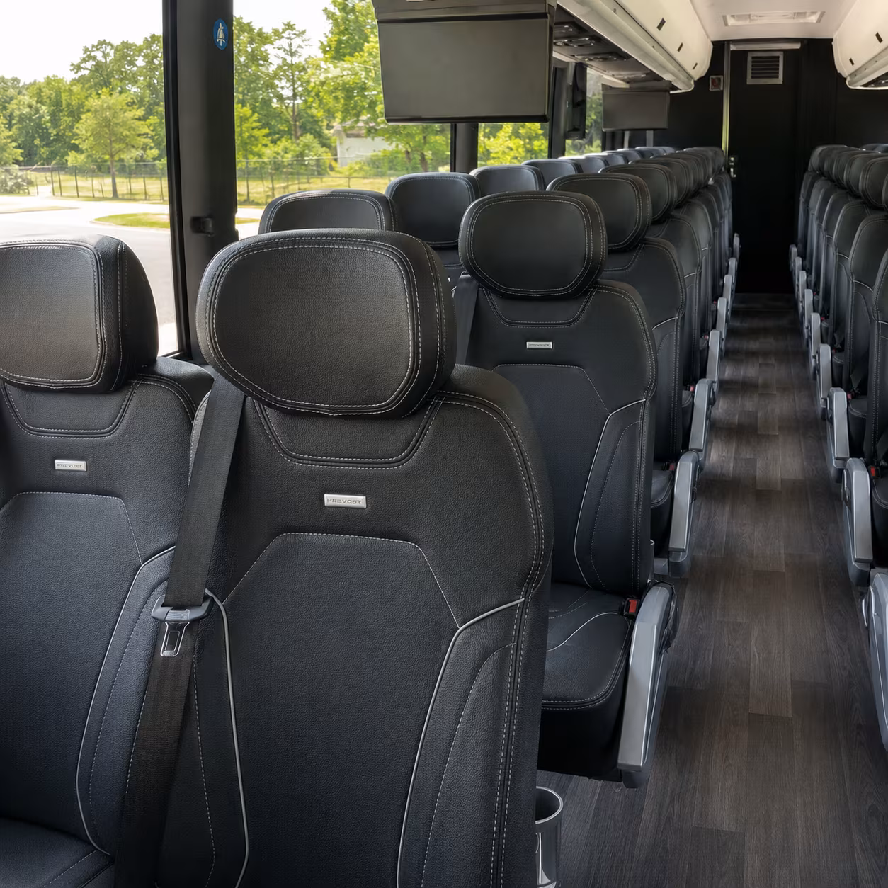 warren bus rental service area
