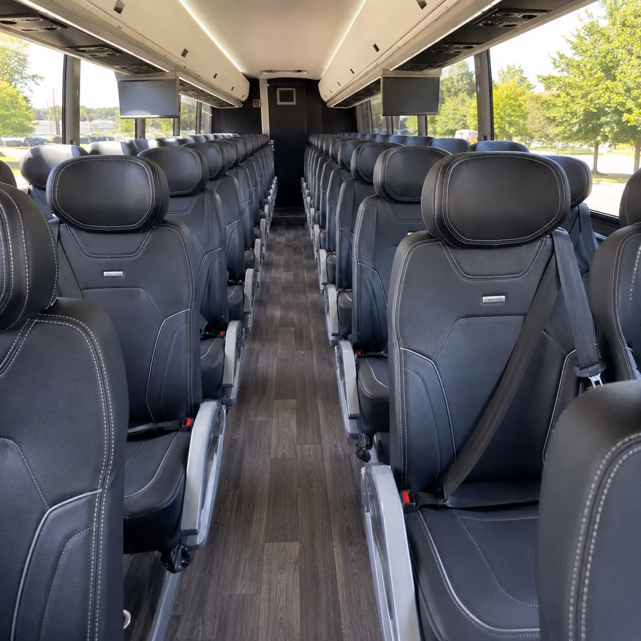 warren michigan charter buses for corporate retreats and conference travel