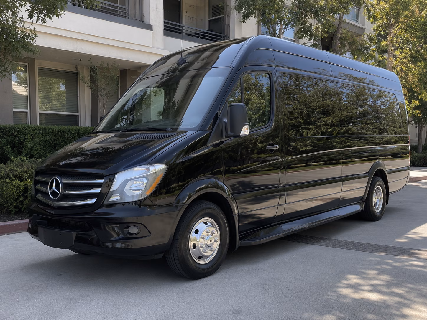 warren sprinter limousine
